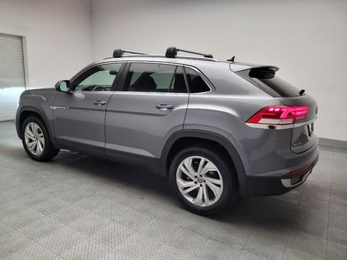 Used 2020 Volkswagen Atlas Cross Sport SEL AWD/4WD image 3