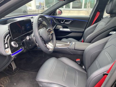 Used 2025 Mercedes-Benz E 53 AMG e 4MATIC Sedan image 7