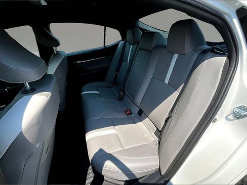 Used 2025 Toyota Camry SE w/ Convenience Package AWD/4WD image 19