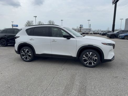 New 2026 MAZDA CX-5 Preferred image 4