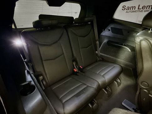 Used 2020 Cadillac XT6 Premium Luxury image 31