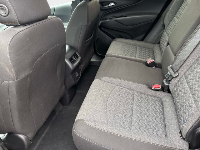 Used 2024 Chevrolet Equinox LT FWD image 13