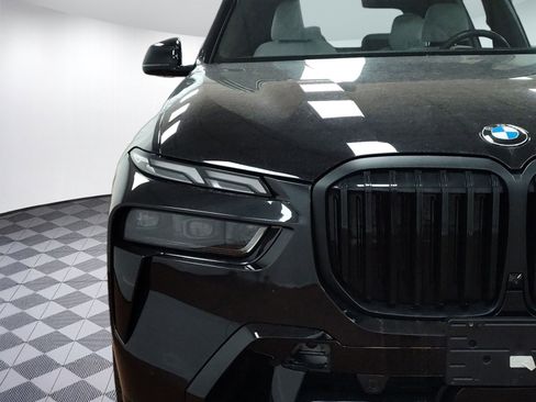 Used 2025 BMW X7 xDrive40i w/ Executive Package image 10