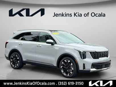 Used 2025 Kia Sorento EX w/ Panoramic Sunroof Package