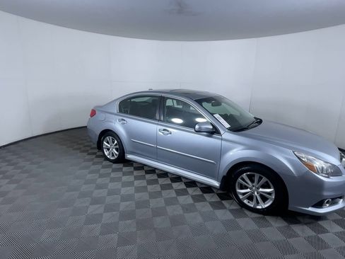 Used 2013 Subaru Legacy 2.5i Limited image 9