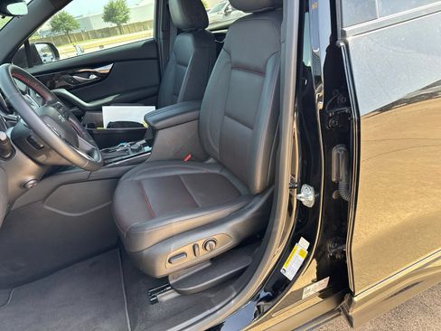 Used 2025 Chevrolet Blazer RS w/ Driver Confidence II Package FWD image 12