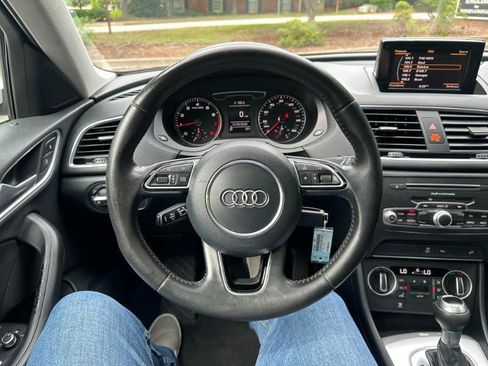 Used 2017 Audi Q3 2.0T Premium FWD image 24