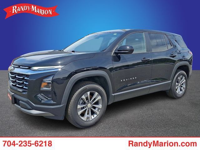 Used 2025 Chevrolet Equinox LT AWD/4WD image 1