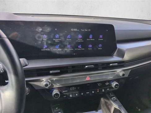 Used 2024 Kia Telluride S image 9