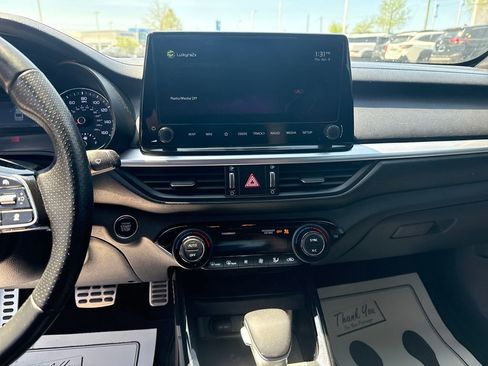 Used 2022 Kia Forte GT-Line w/ GT-Line Technology Package FWD image 24