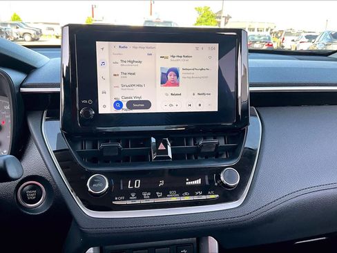 Used 2023 Toyota Corolla Cross LE w/ Moonroof Package FWD image 34