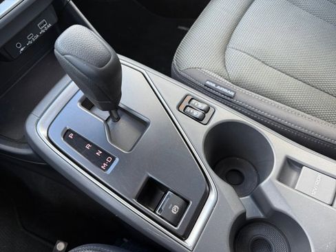 Used 2024 Subaru Crosstrek 2.0i Premium image 21
