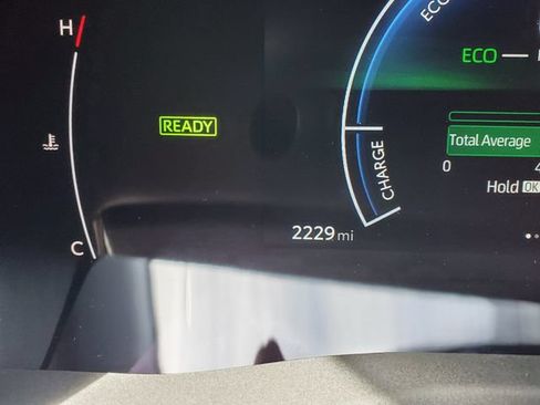 Used 2026 Toyota Camry SE FWD image 23