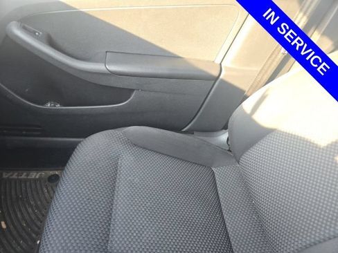 Used 2013 Volkswagen Jetta Sedan FWD image 10