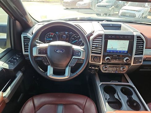 Used 2021 Ford F350 Platinum w/ FX4 Off-Road Package image 12