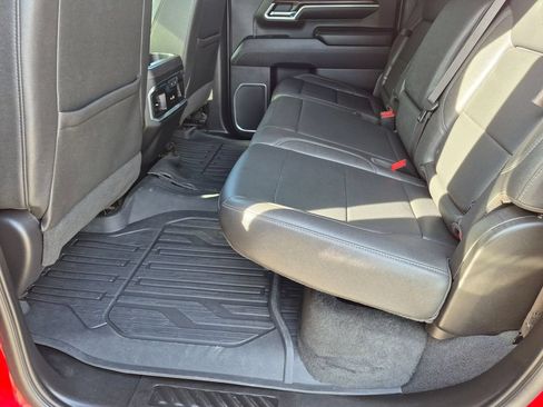 Used 2024 GMC Sierra 3500 SLT w/ SLT Premium Package AWD/4WD image 17