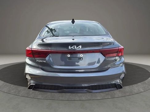 Used 2023 Kia Forte LXS image 6