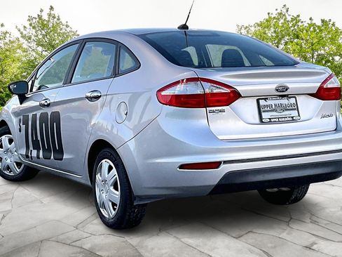 Used 2018 Ford Fiesta S image 2