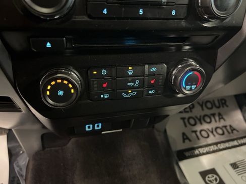 Used 2016 Ford F150 XLT w/ Equipment Group 302A Luxury image 16