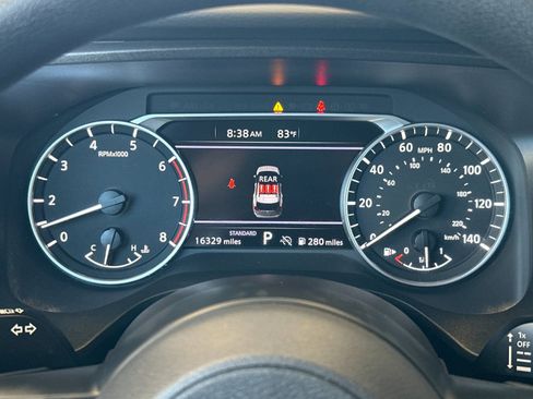 Used 2024 Nissan Rogue SV FWD image 29