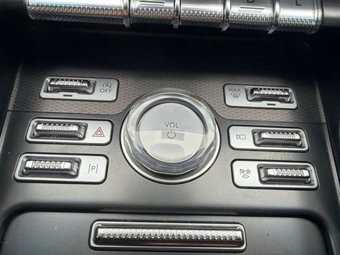 Used 2024 Lincoln Nautilus Premier w/ Equipment Group 102A AWD/4WD image 39