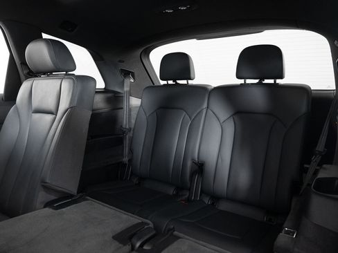 Used 2021 Audi Q7 2.0T Premium w/ Convenience Package image 21