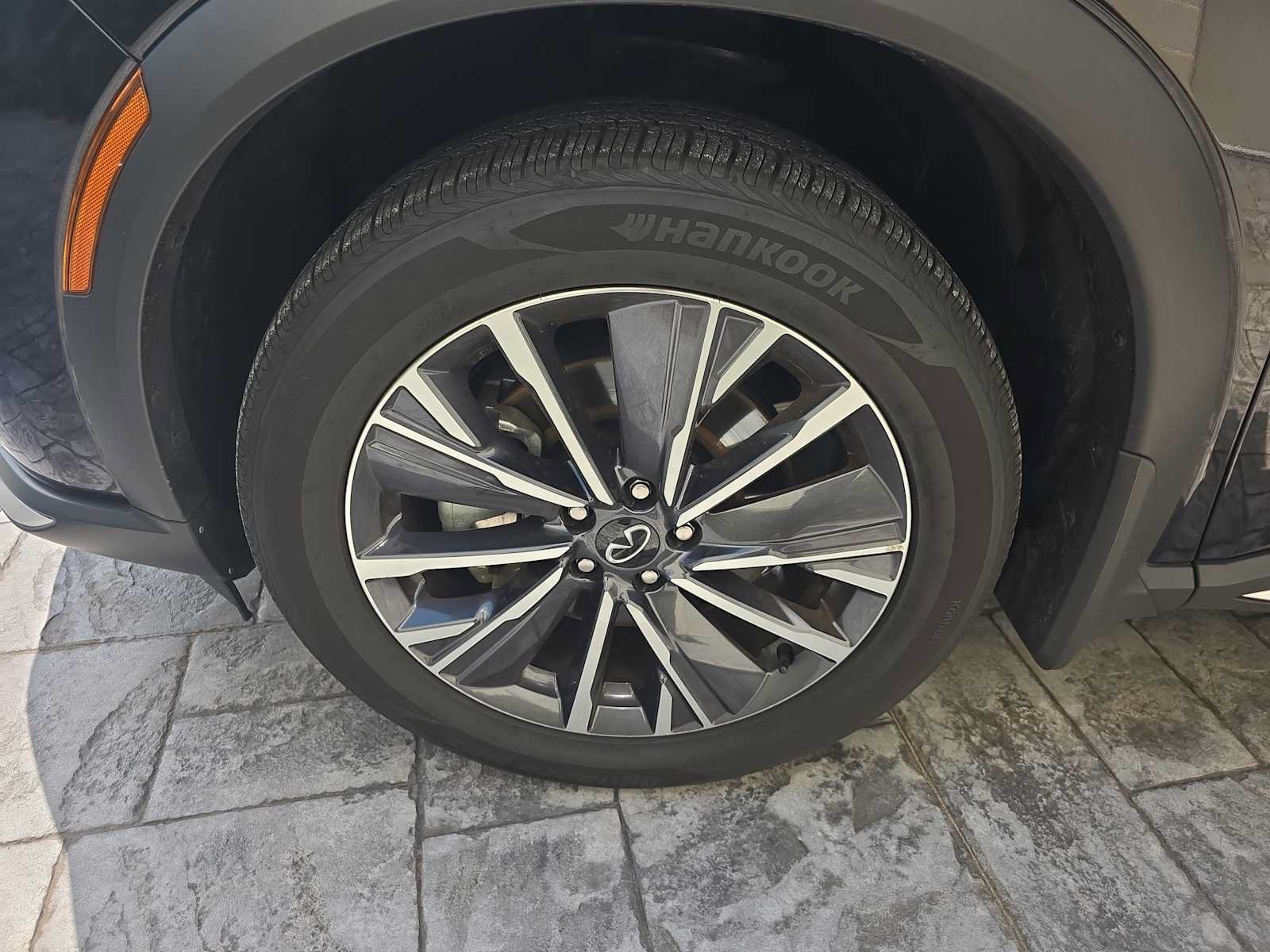 Certified 2026 INFINITI QX60 Luxe w/ Cargo Package FWD image 6