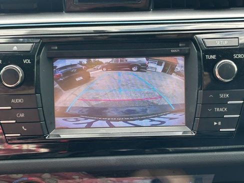 Used 2016 Toyota Corolla S image 16