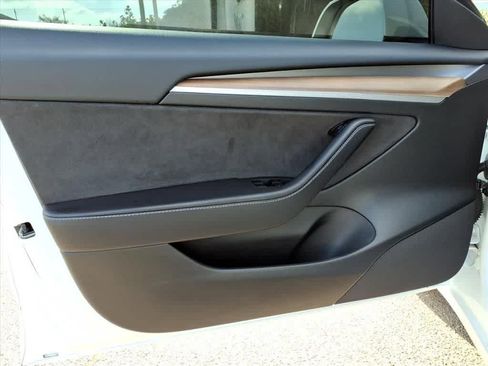 Used 2022 Tesla Model 3 Long Range AWD/4WD image 14
