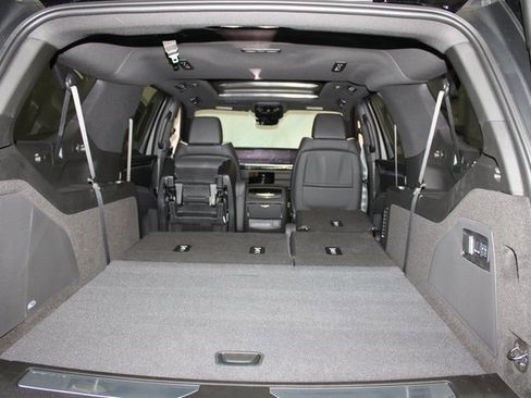 New 2026 Cadillac Escalade ESV Luxury w/ Touring Package image 36