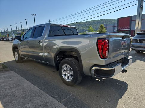 New 2026 GMC Sierra 1500 SLE image 6