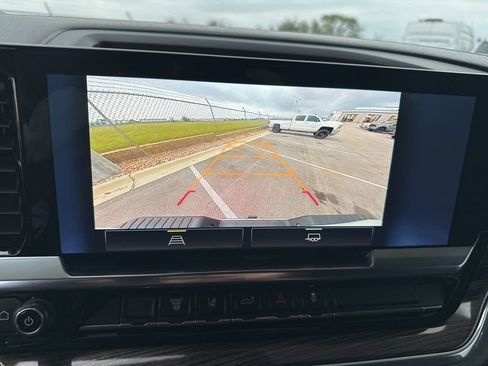 Used 2024 Chevrolet Silverado 3500 LT w/ Convenience Package image 26