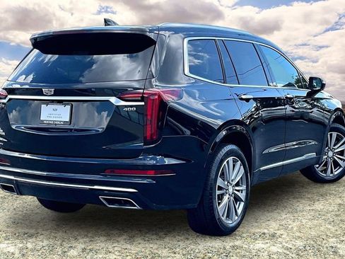 Used 2021 Cadillac XT6 Premium Luxury AWD/4WD image 5