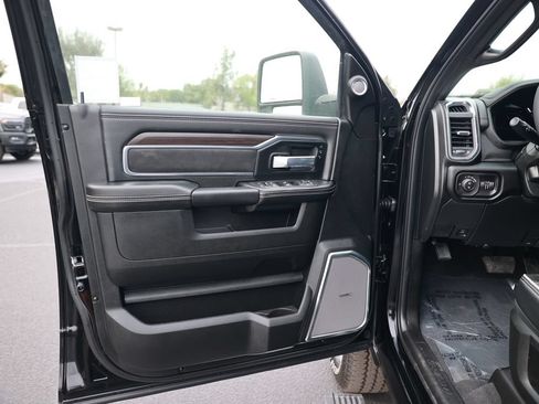New 2026 RAM 3500 Laramie AWD/4WD image 14