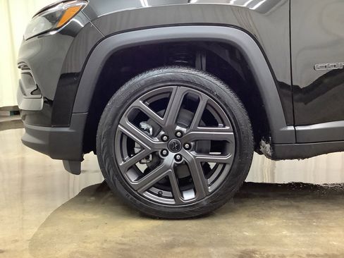 New 2026 Jeep Compass Limited image 28