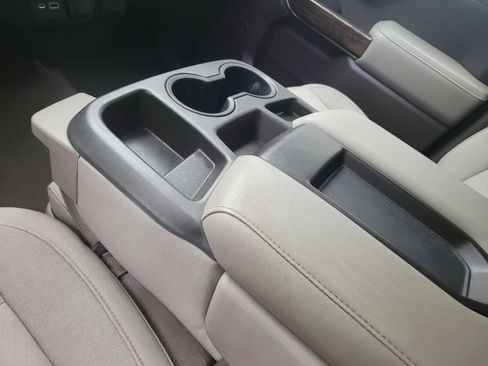 Used 2019 GMC Sierra 1500 SLE w/ SLE Value Package image 26