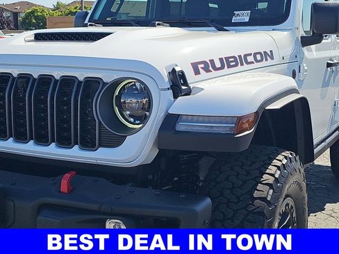 New 2026 Jeep Wrangler Unlimited Rubicon AWD/4WD image 32