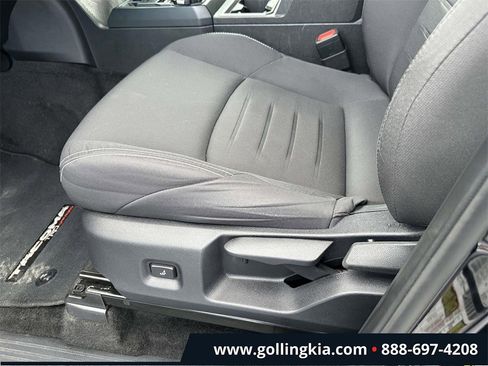 Used 2024 Toyota Tacoma TRD Sport image 16