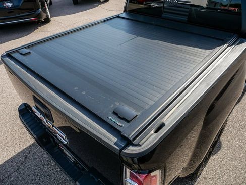 Used 2022 GMC Canyon AT4 AWD/4WD image 11