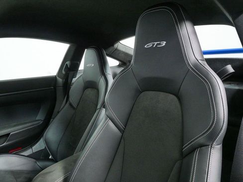 Certified 2024 Porsche 911 GT3 RWD image 5