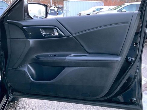 Used 2014 Honda Accord Sport image 22