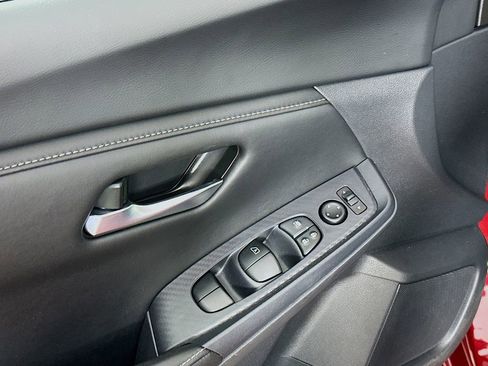 Certified 2024 Nissan Sentra SV FWD image 24