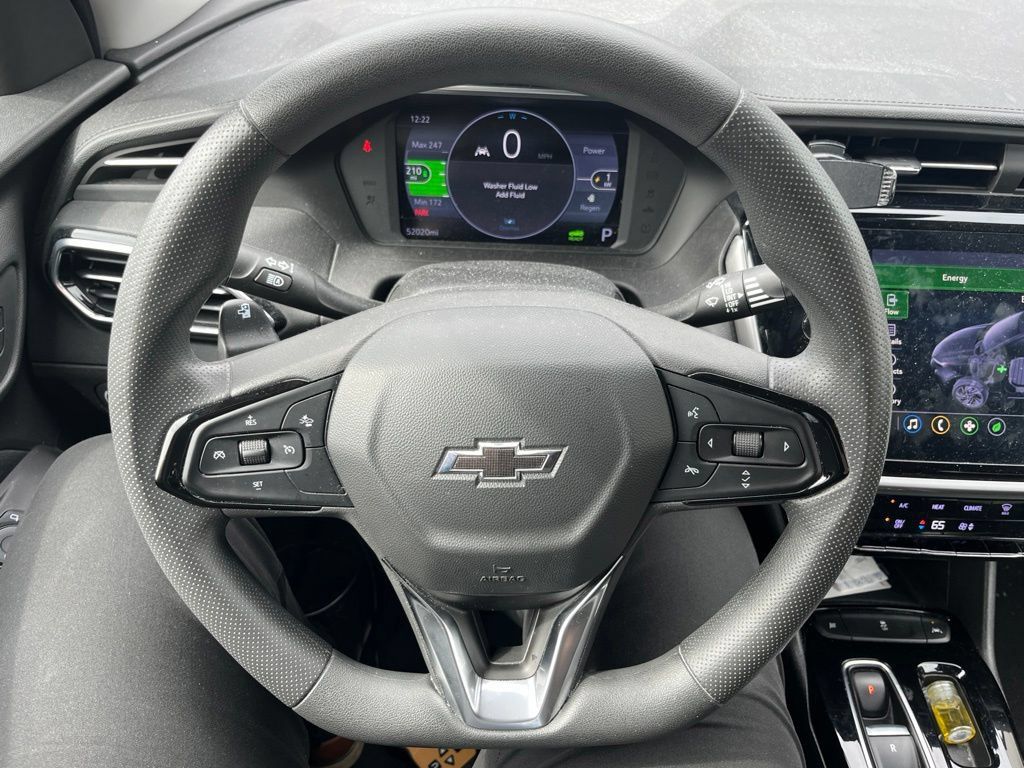 Used 2022 Chevrolet Bolt EUV LT FWD image 3
