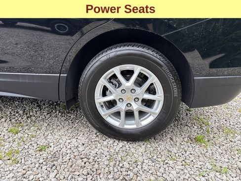 Used 2024 Chevrolet Equinox LS w/ LS Convenience Package AWD/4WD image 9