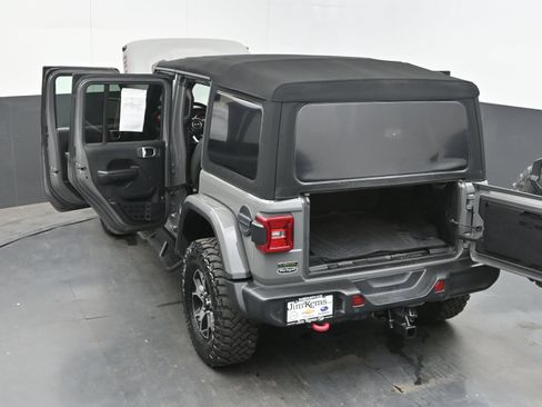 Used 2021 Jeep Wrangler Unlimited Rubicon w/ LED Lighting Group AWD/4WD image 41