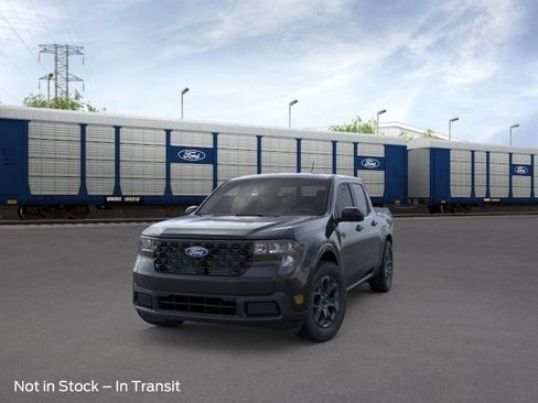 New 2026 Ford Maverick XLT w/ XLT Luxury Package FWD image 33