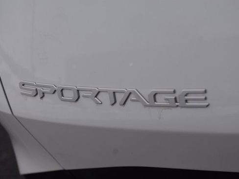 Certified 2024 Kia Sportage LX image 13