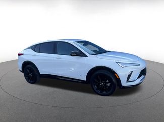 Used 2025 Buick Envista Sport Touring video 2