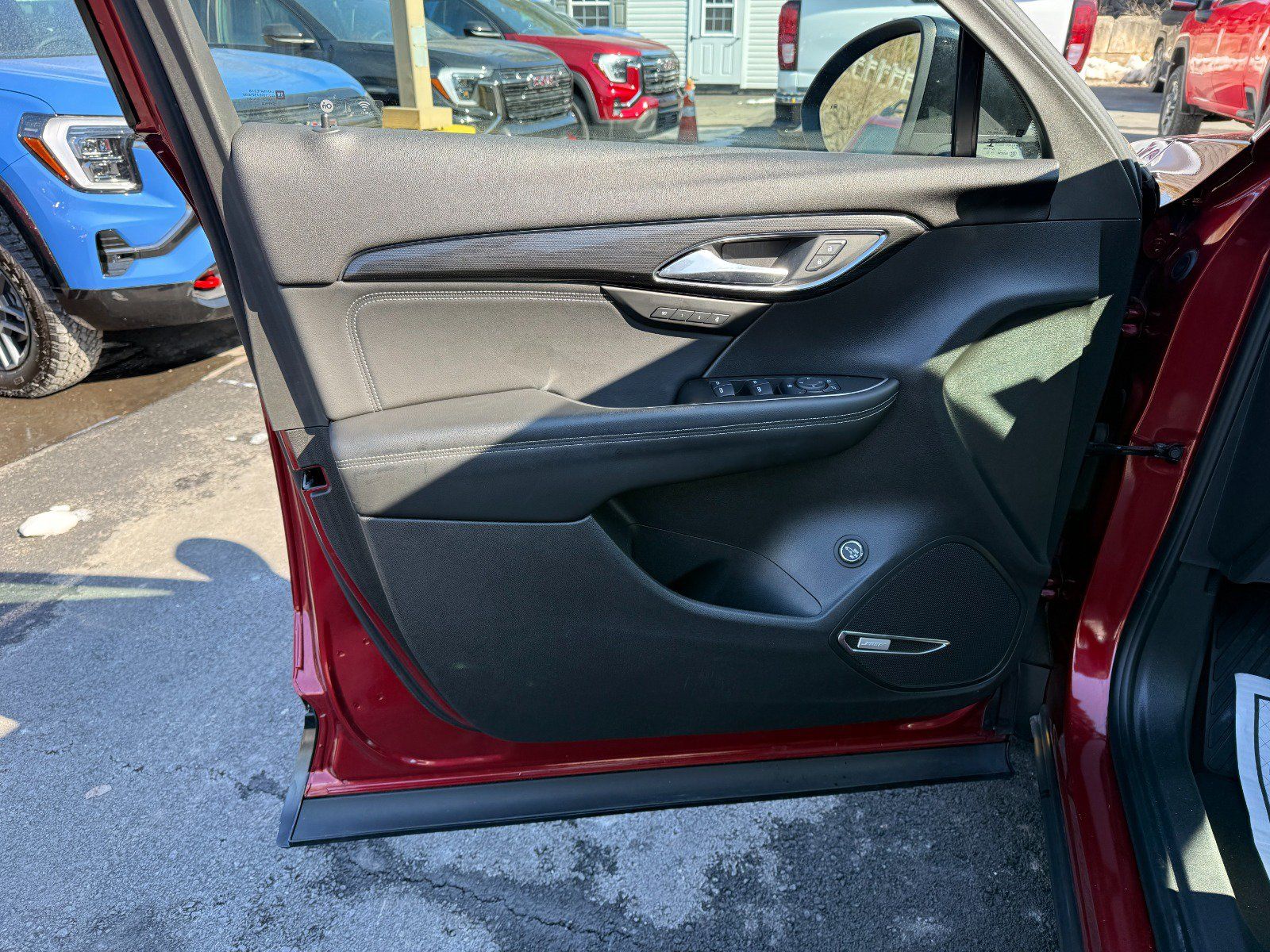 Certified 2022 Buick Envision Essence w/ Technology Package II FWD image 15