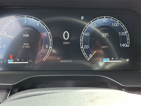 Used 2022 Jeep Grand Cherokee Limited image 20